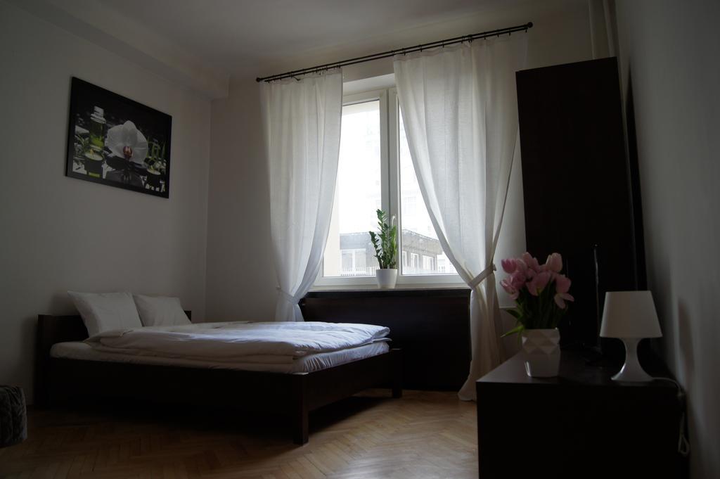Krucza By Rental Apartments Varsovia Exterior foto