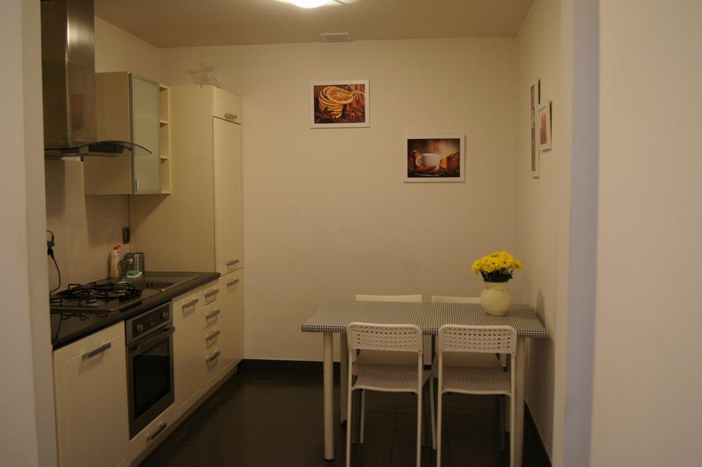 Krucza By Rental Apartments Varsovia Exterior foto